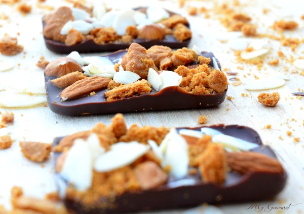 39Tablettine de chocolat noir aux Speculoos, amndes éffilées, et Amandes